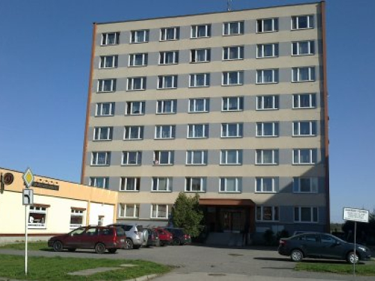 1+1 - Průmyslová ulice, Sezimovo Ústí